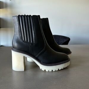 OASIS SOCIETY FAUX LEATHER PANELED BOOTIE BLACK SIZE 9 NEW WITH BOX